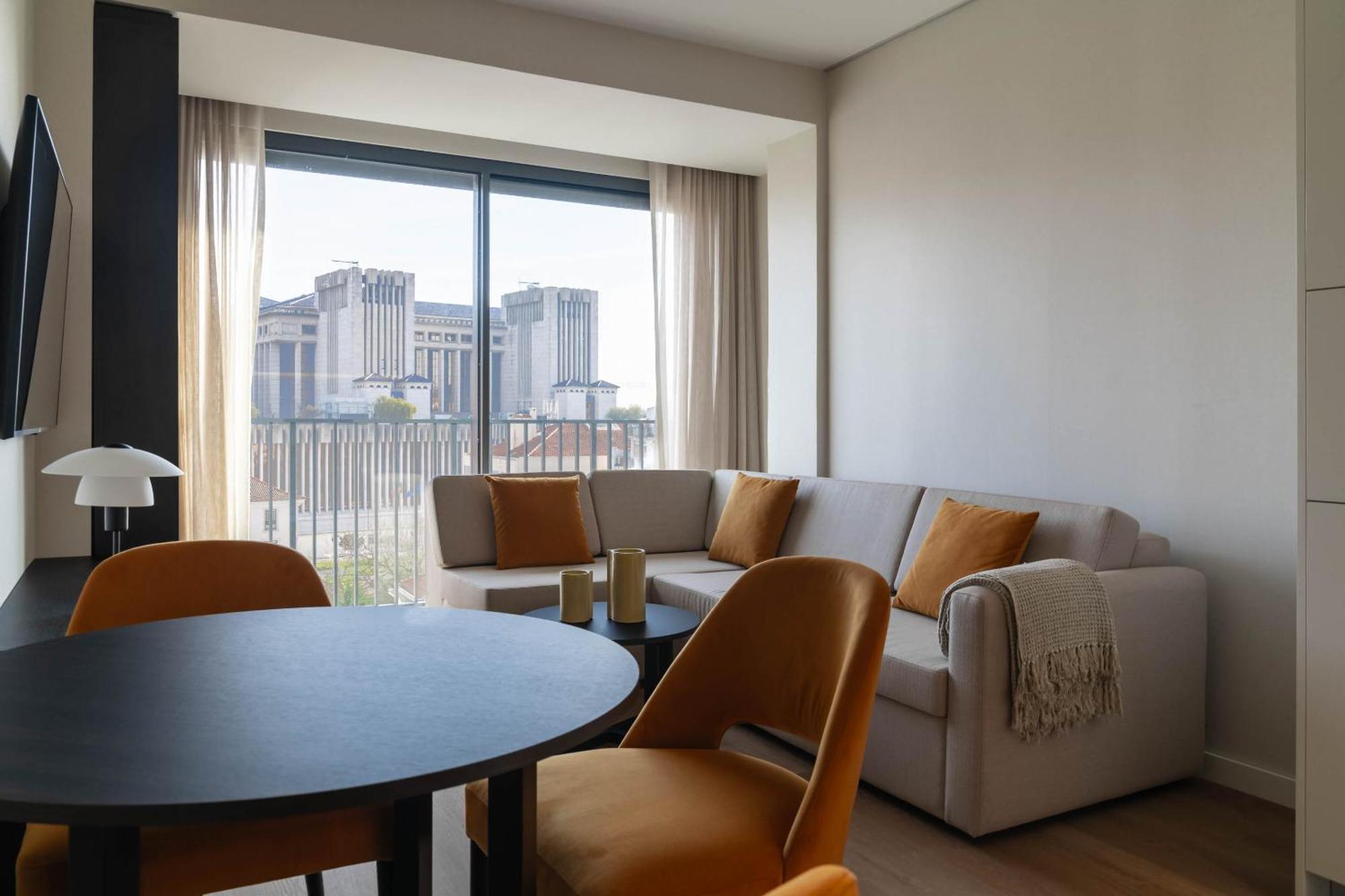 Limehome Defensores De Chaves Apartment *