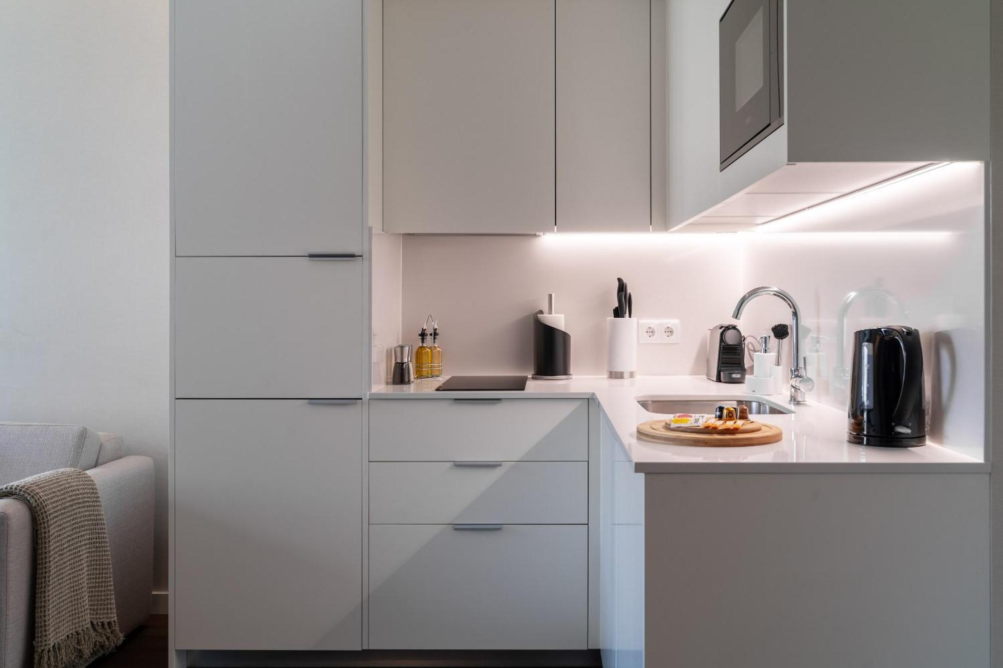 Limehome Defensores De Chaves Apartment Lissabon