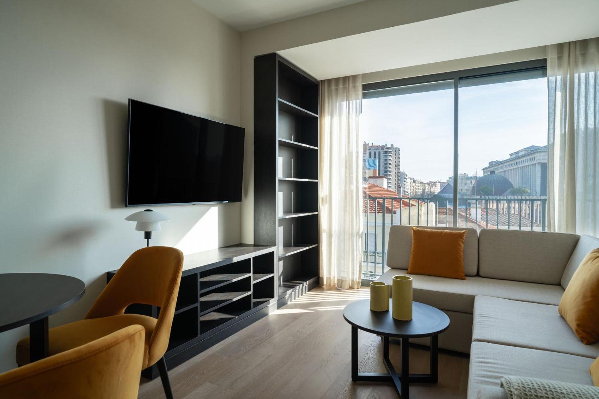 Limehome Defensores De Chaves * Lissabon