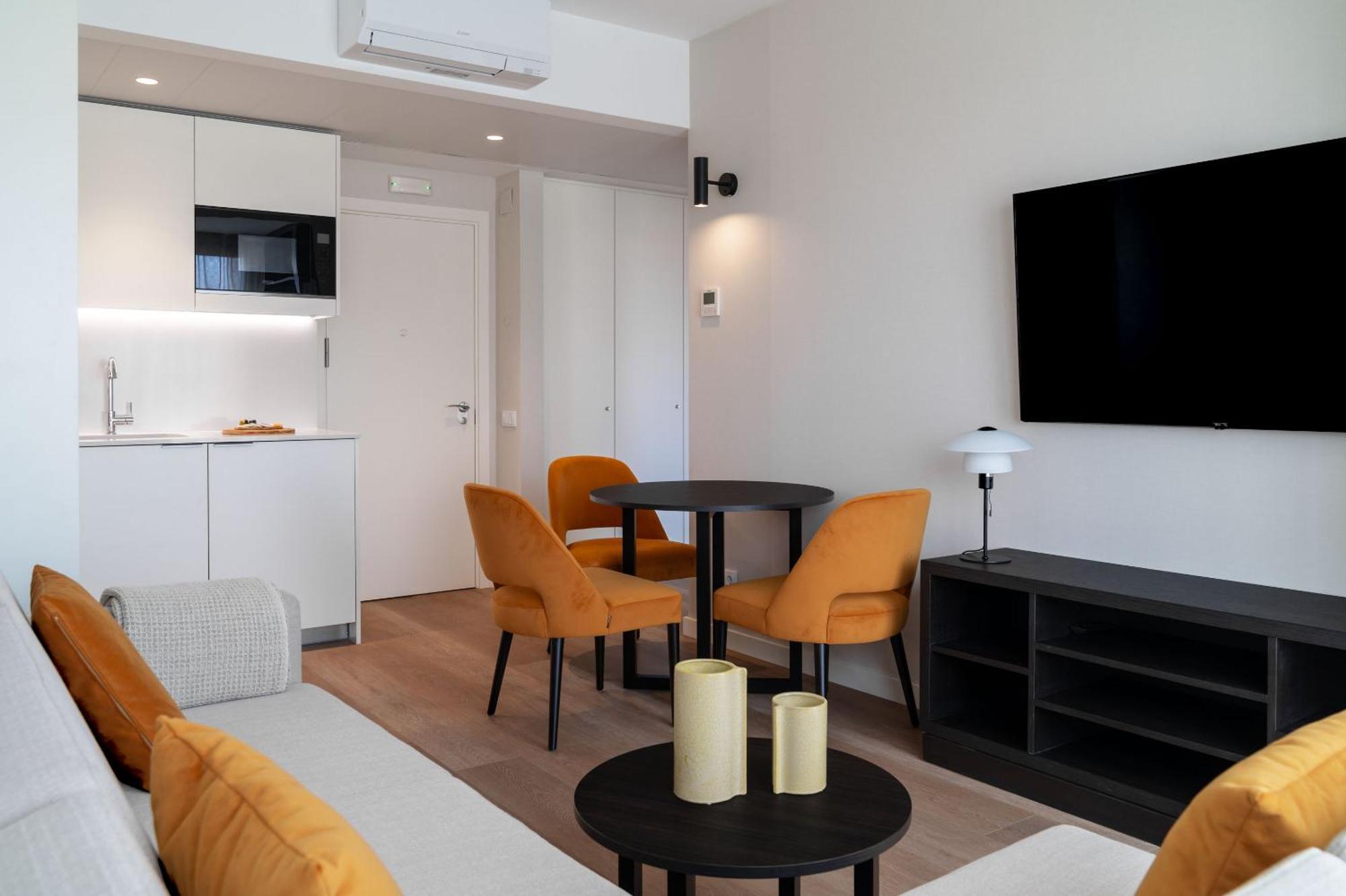 Apartment Limehome Defensores De Chaves