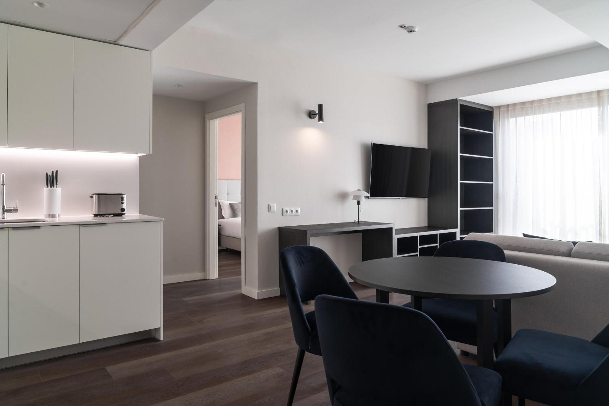 Limehome Defensores De Chaves Apartment *
