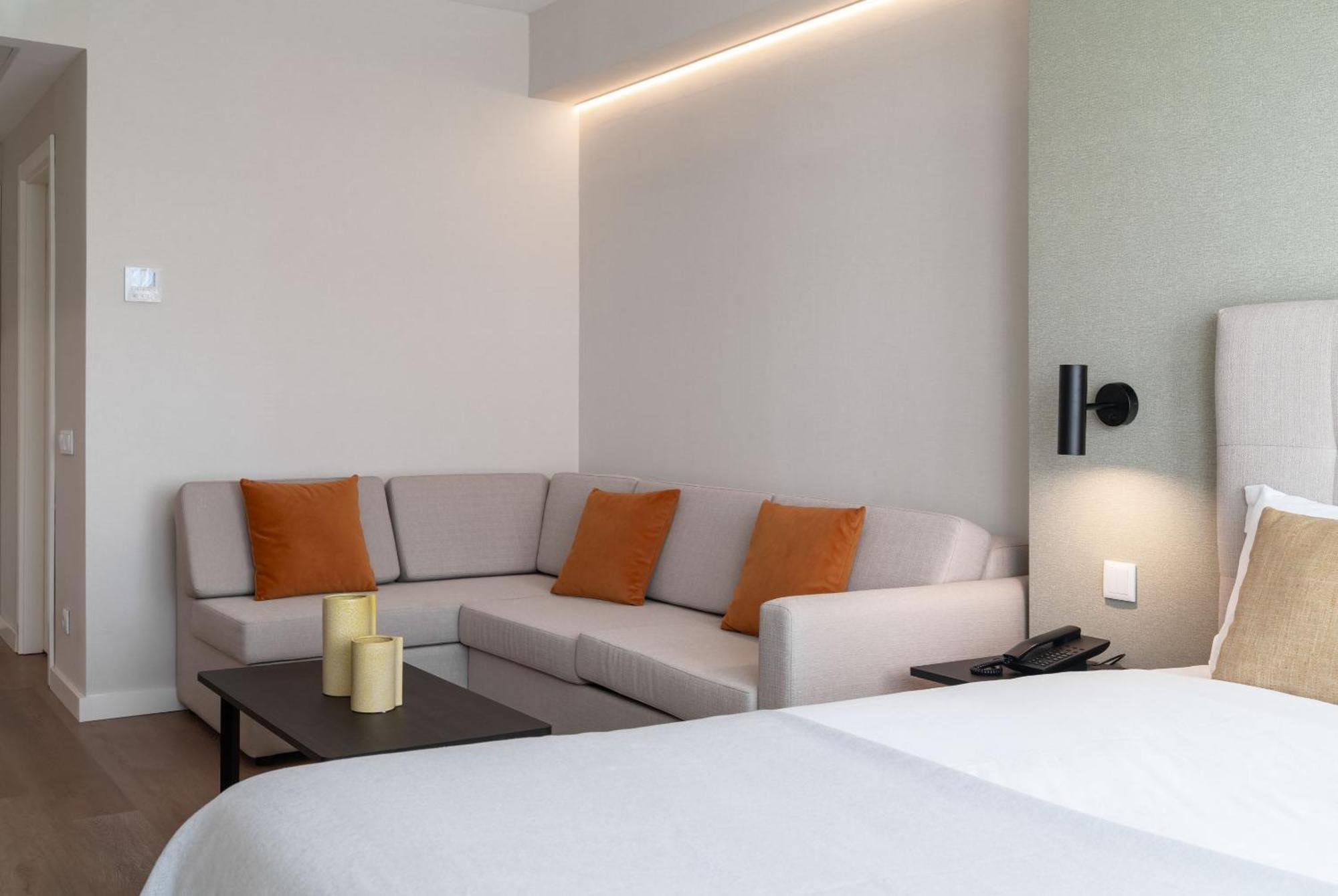 Apartment Limehome Defensores De Chaves