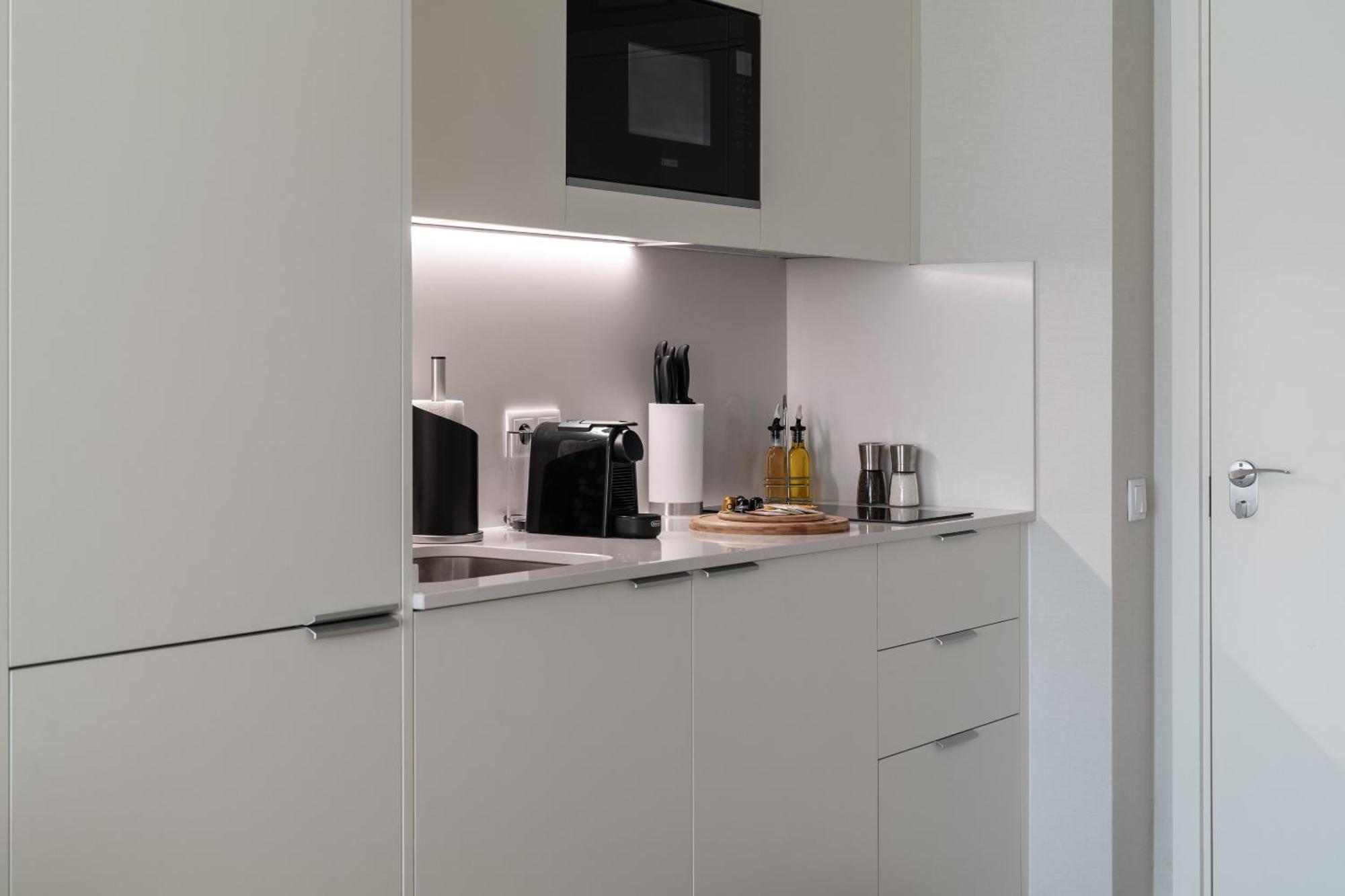 Limehome Defensores De Chaves