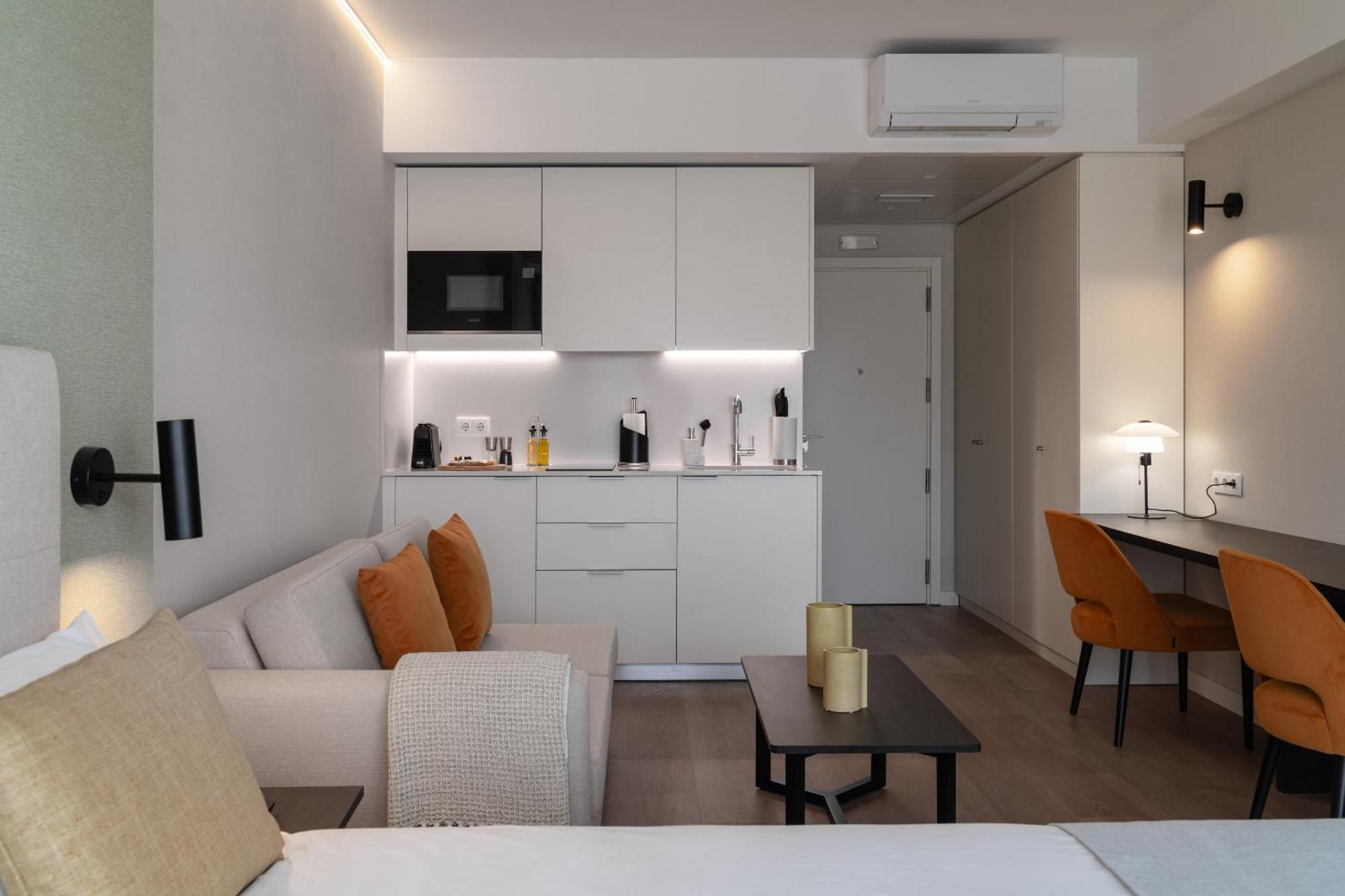 Limehome Defensores De Chaves Apartment
