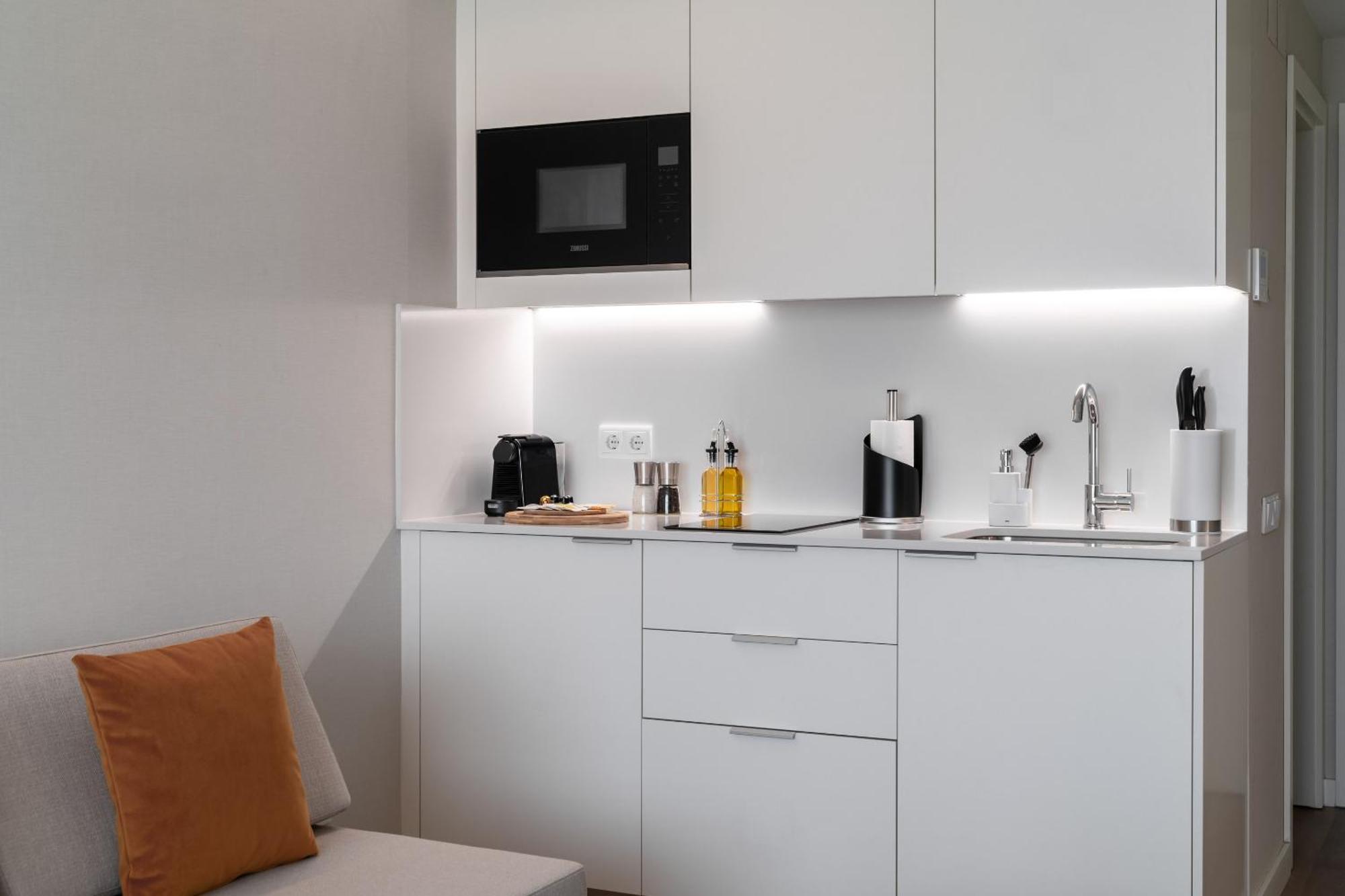 Limehome Defensores De Chaves Apartment